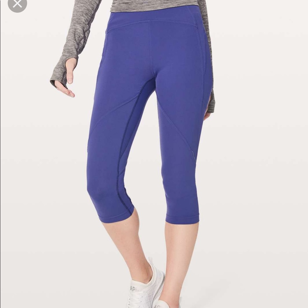 Lululemon lead the pack crop Stoney grape